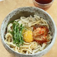 ナスラックキッチン　キムチの釜玉うどん
