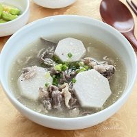 サトイモと牛肉のエゴマスープ（トゥルケトランタン）