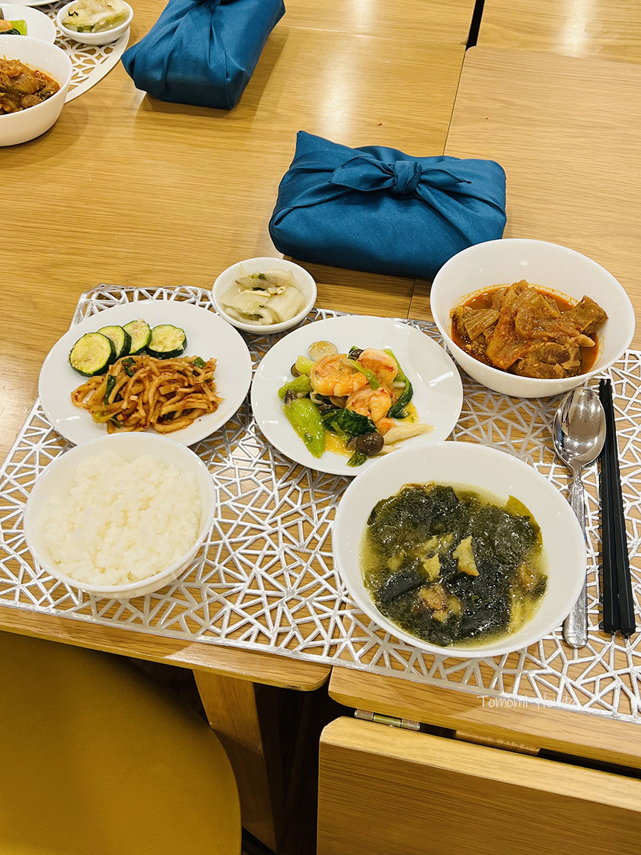 饅頭果(マンドゥグァ)ワークショップ 食事